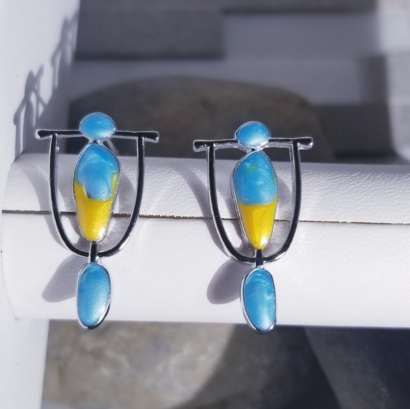 Enamel Art bird on swing post earrings - Picture 1 of 2